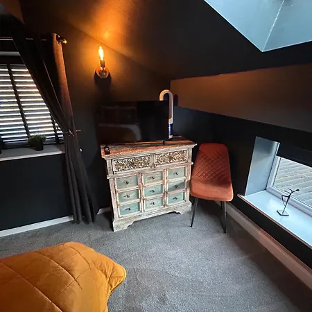 Апартаменты Aiskew Annex