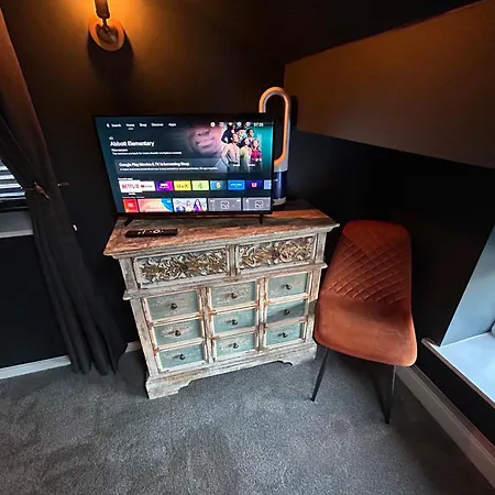 Апартаменты Aiskew Annex