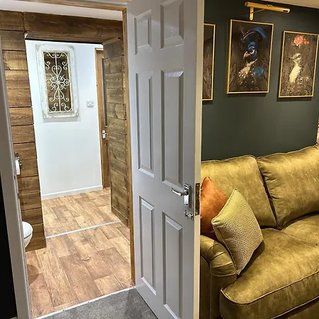 Apartment Aiskew Annex *