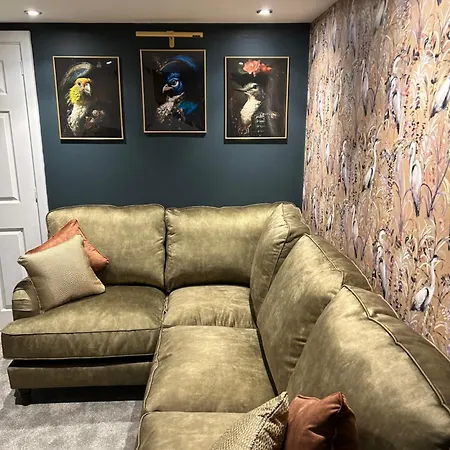 Апартаменты Aiskew Annex *