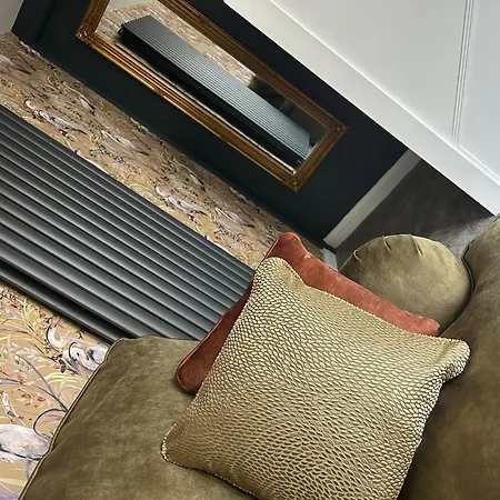 Апартаменты Aiskew Annex *